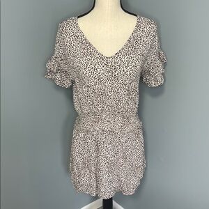 JODIFL Women’s White/Brown Animal Print V-Neck Dress Sz M